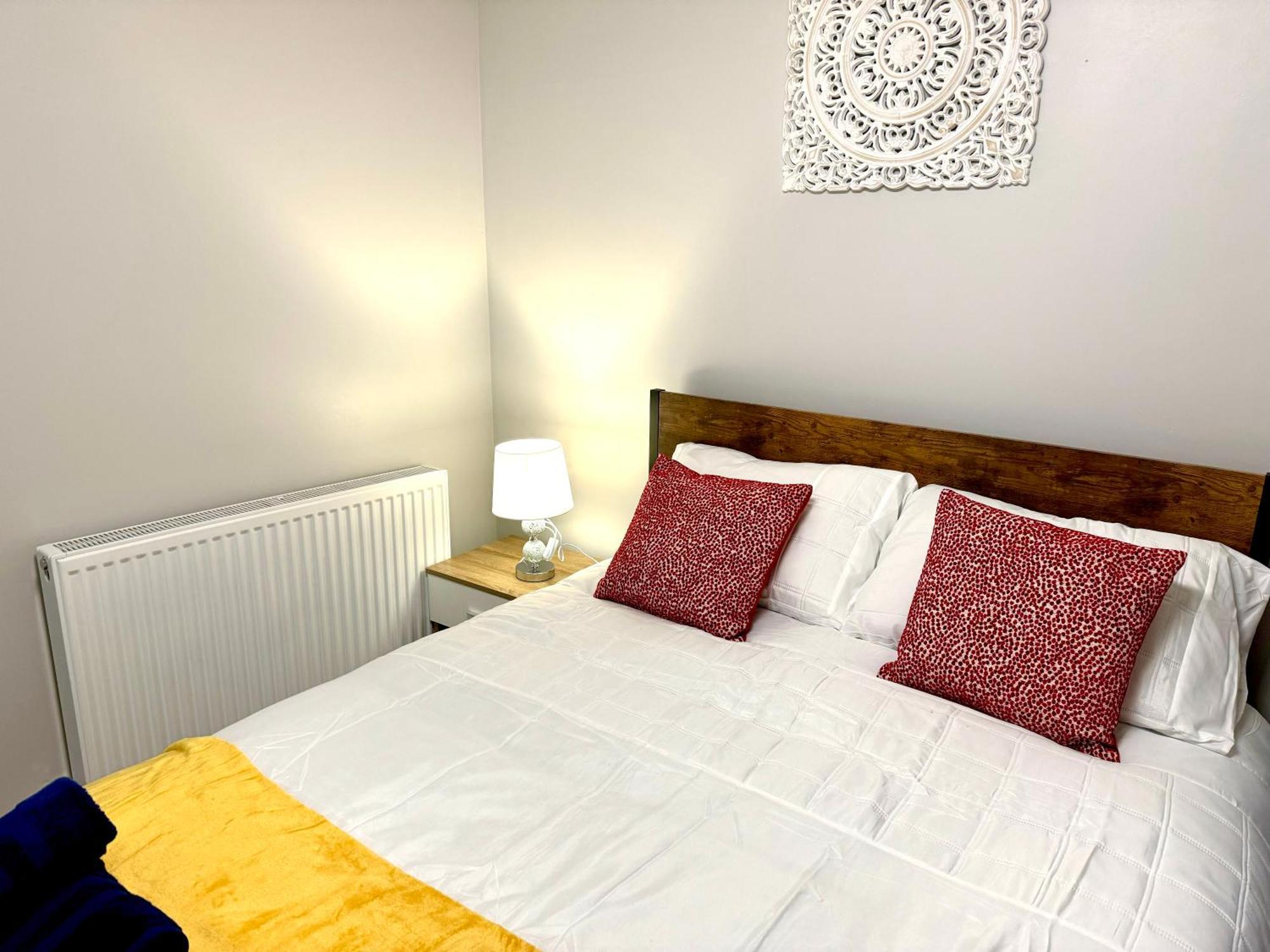 Comfy Studio Flat And Workspace Near Ashton-U-Lyne Station Stalybridge Ngoại thất bức ảnh